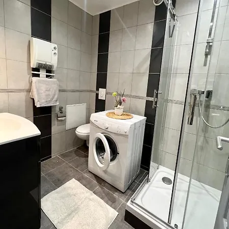 Appart Hotel Cozy Proche Centre, Parking Montbéliard Exterior foto
